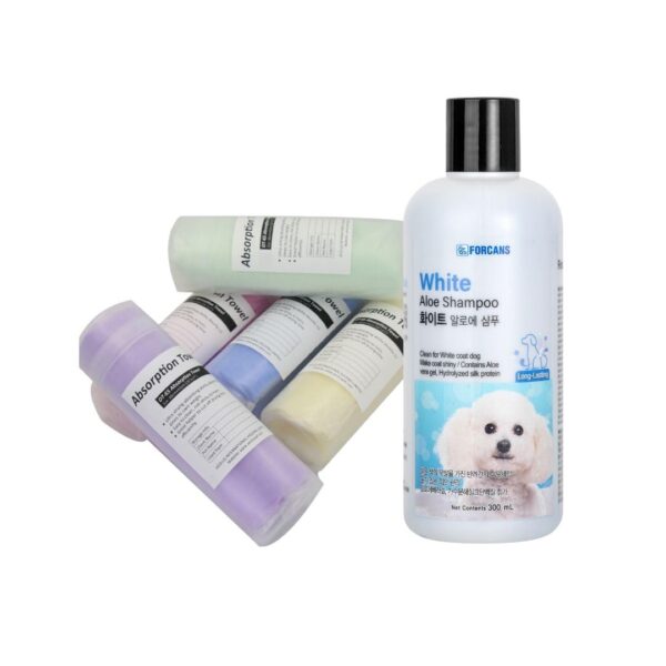 Forcans White Coat Aloe Shampoo for Dogs (300ml) & Ultra-Absorbent Dog Towel – Whitening, Moisturizing & Soothing Grooming Combo for Dogs & Cats